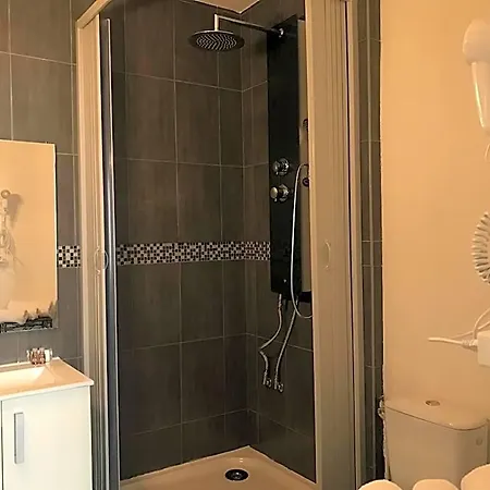 Hotel De La Bastide 2*