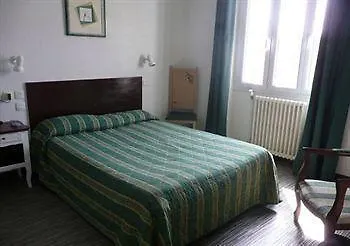 Hotel De La Bastide 2*